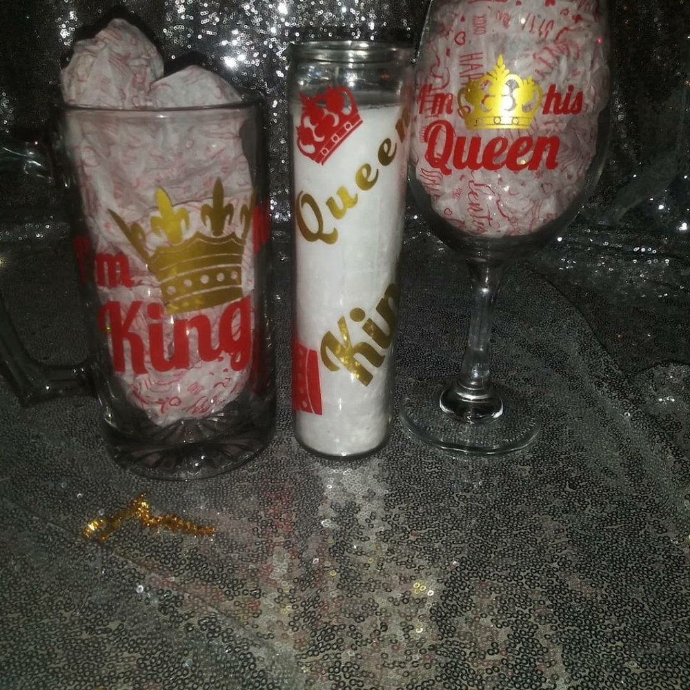 3 piece his and her matching set.